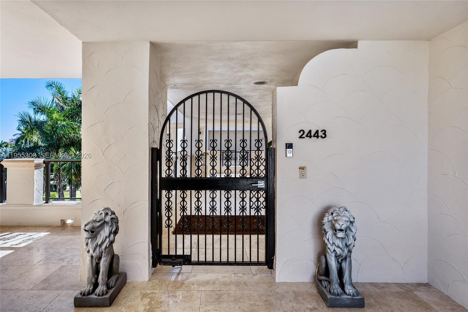 2443 Fisher Is Dr #5403 Miami, FL 33109