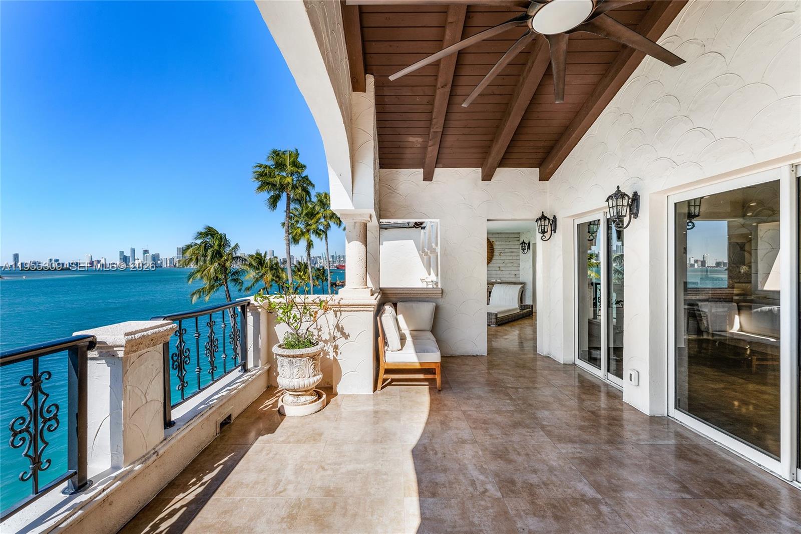 2443 Fisher Is Dr #5403 Miami, FL 33109