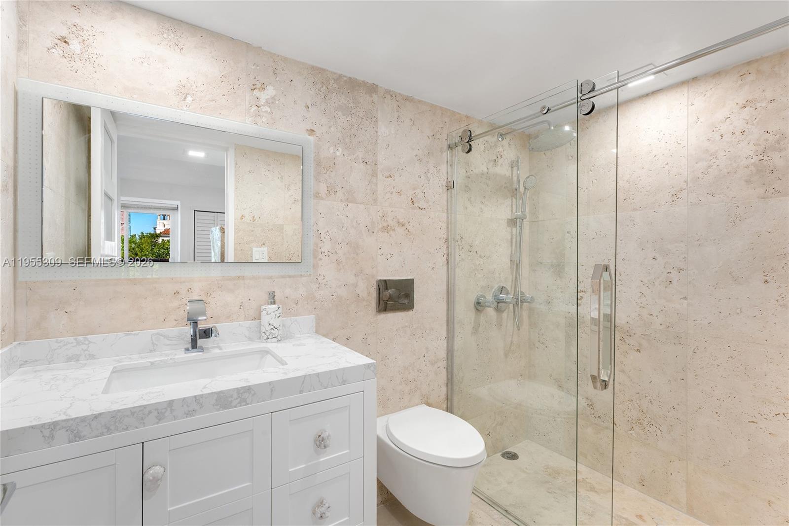 2443 Fisher Is Dr #5403 Miami, FL 33109