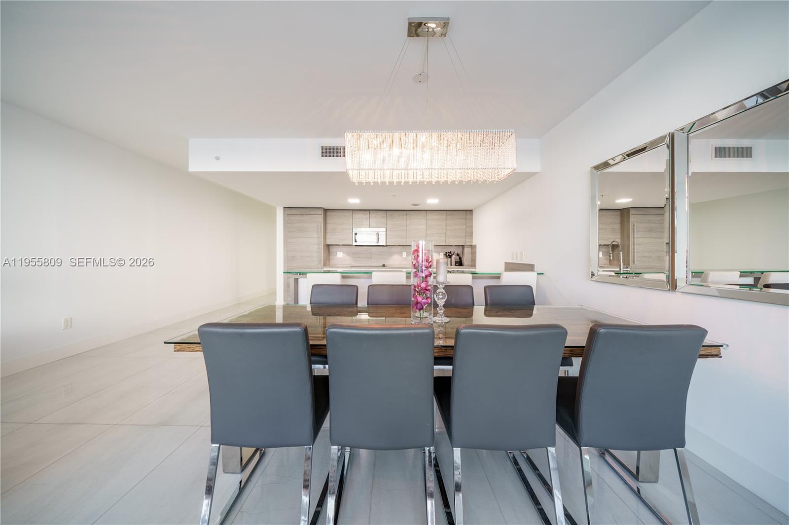 image 400 Sunny Isles10