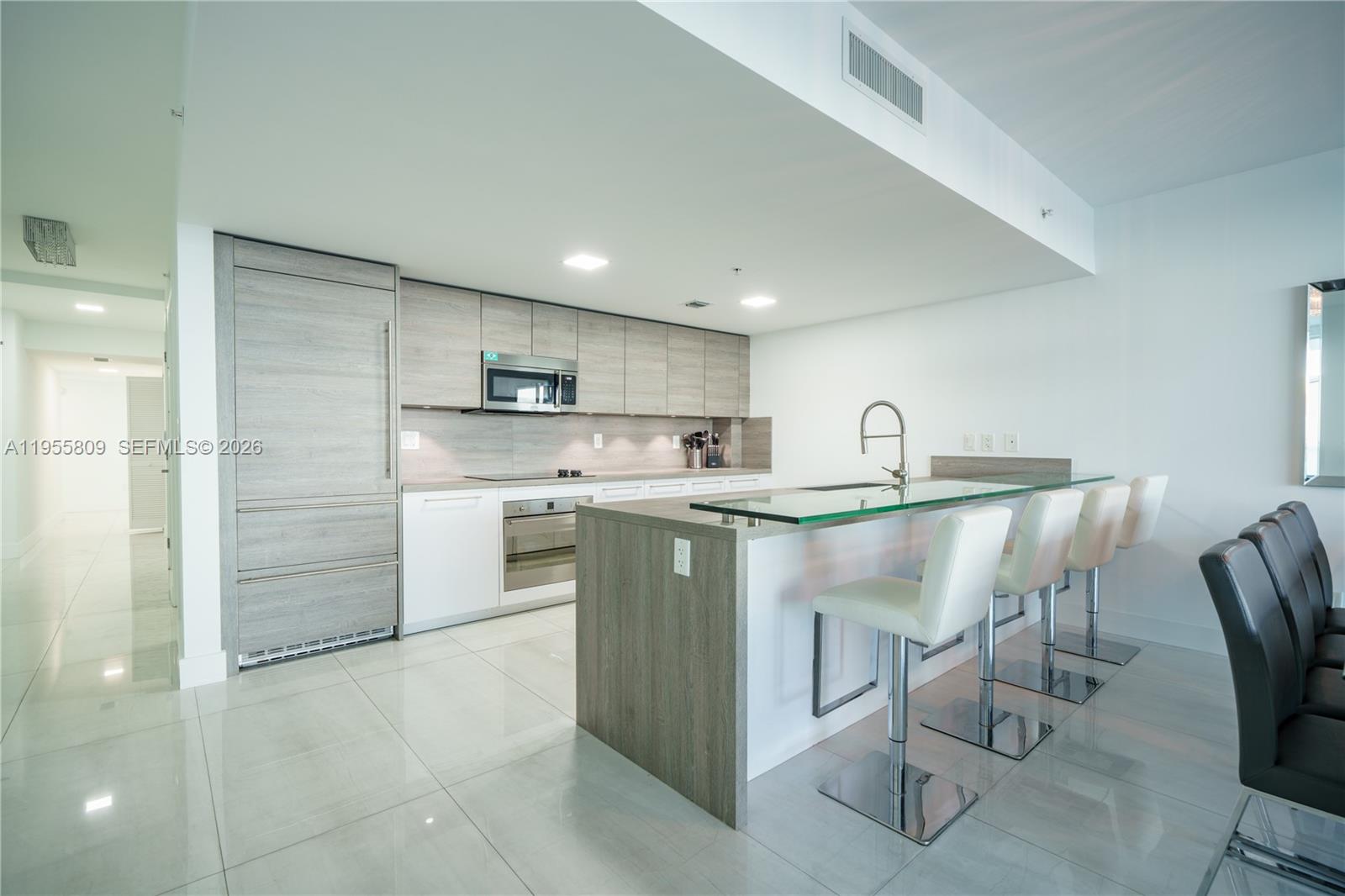 image 400 Sunny Isles11