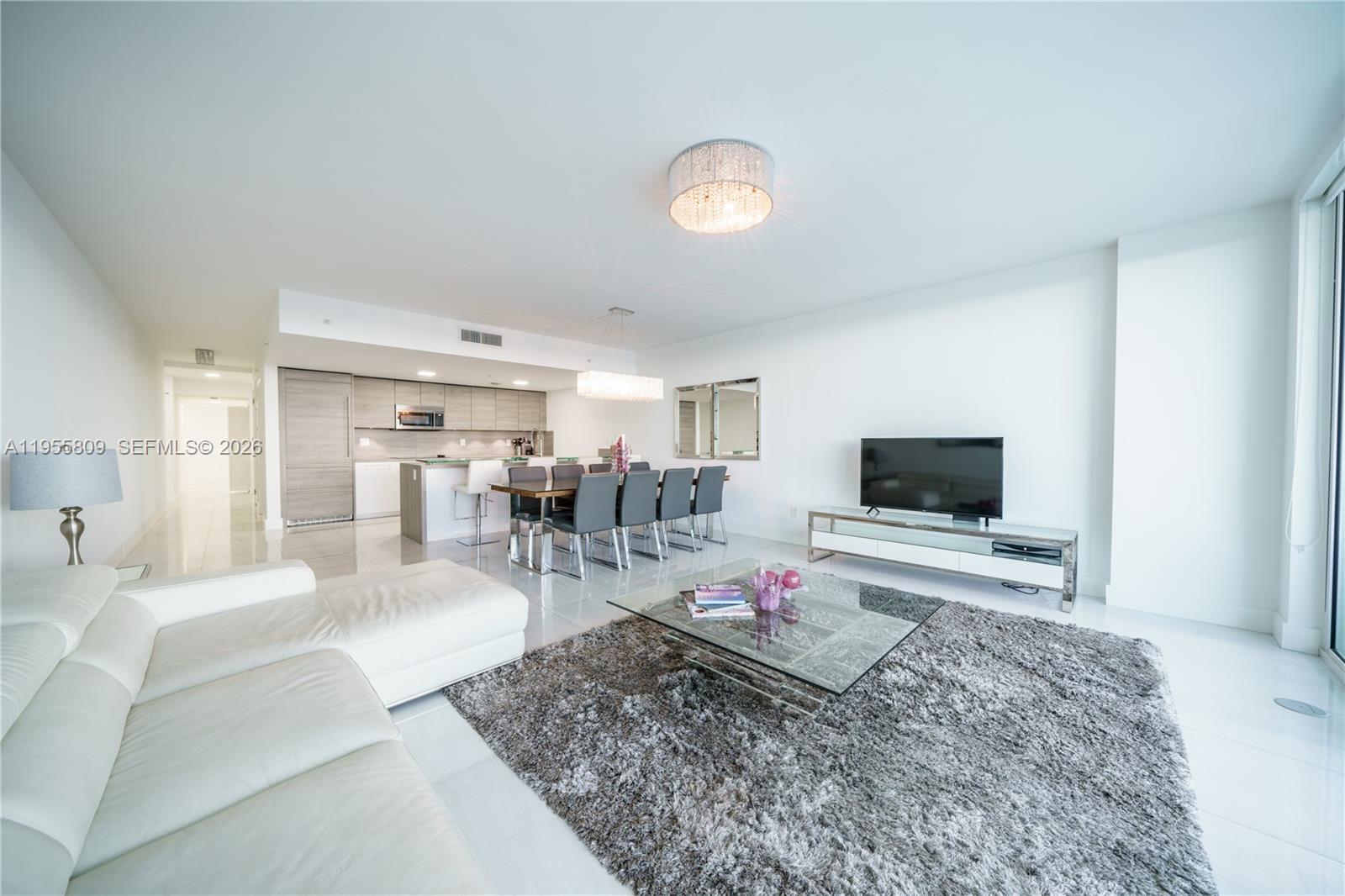 image 400 Sunny Isles14