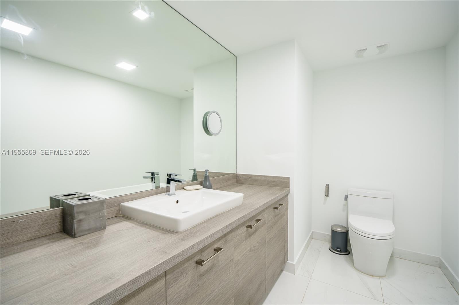 image 400 Sunny Isles18