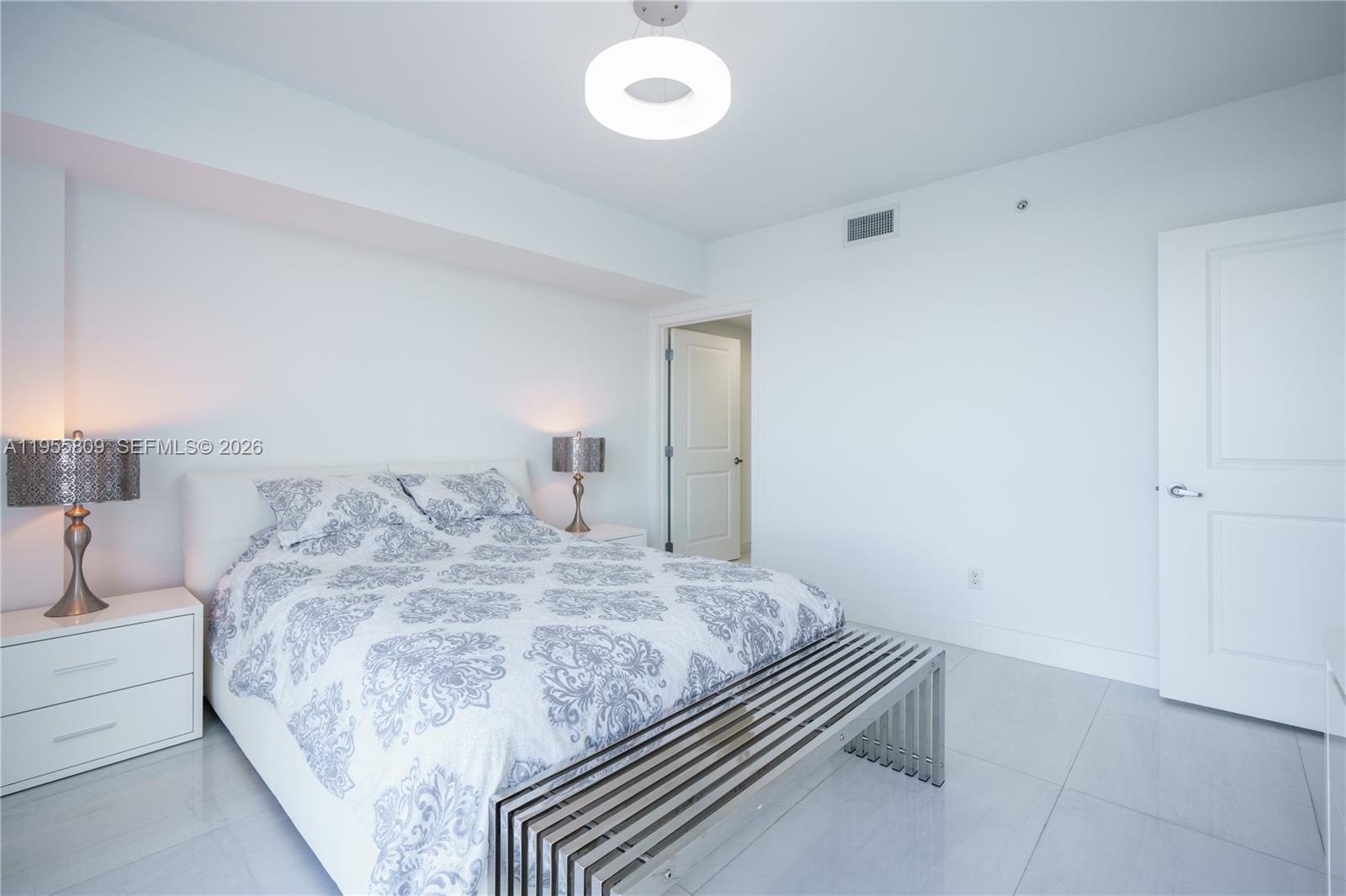 image 400 Sunny Isles34