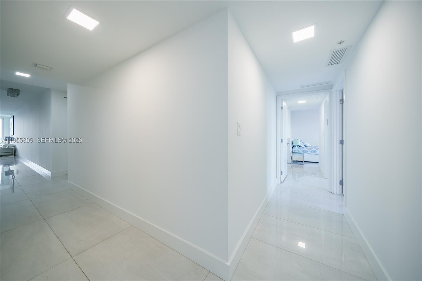 image 400 Sunny Isles35