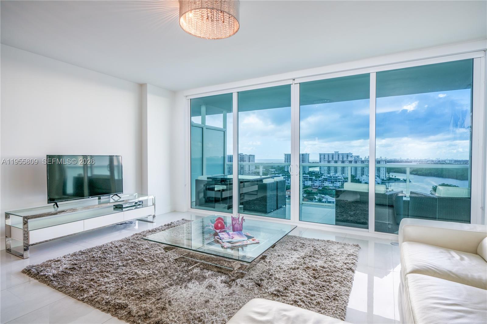 image 400 Sunny Isles7