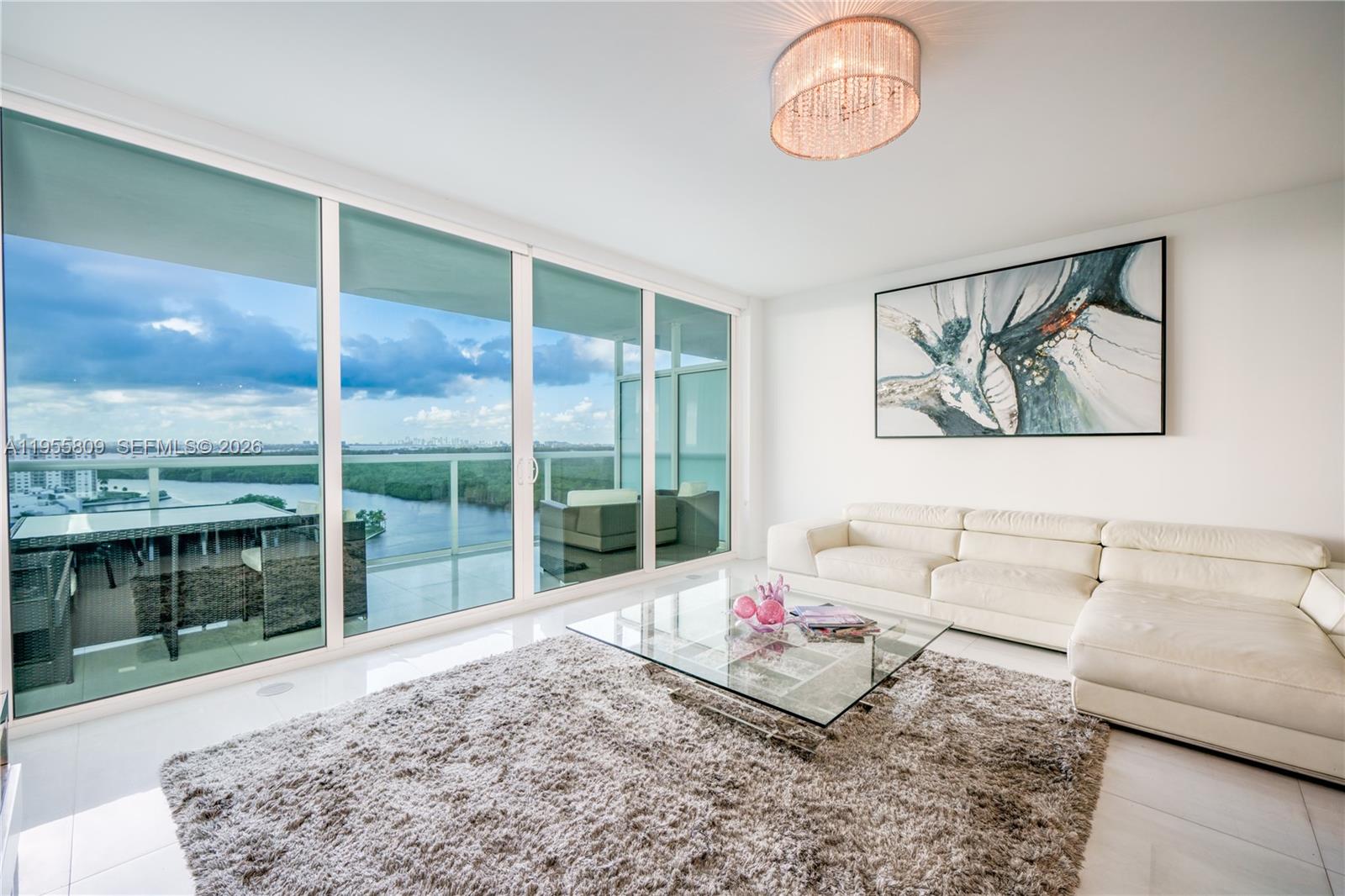 image 400 Sunny Isles8