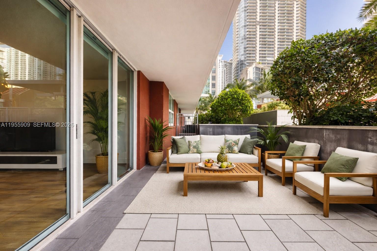 image The Mark on Brickell12