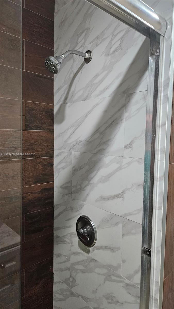 2102 SW 14th Ave Miami, FL 33145