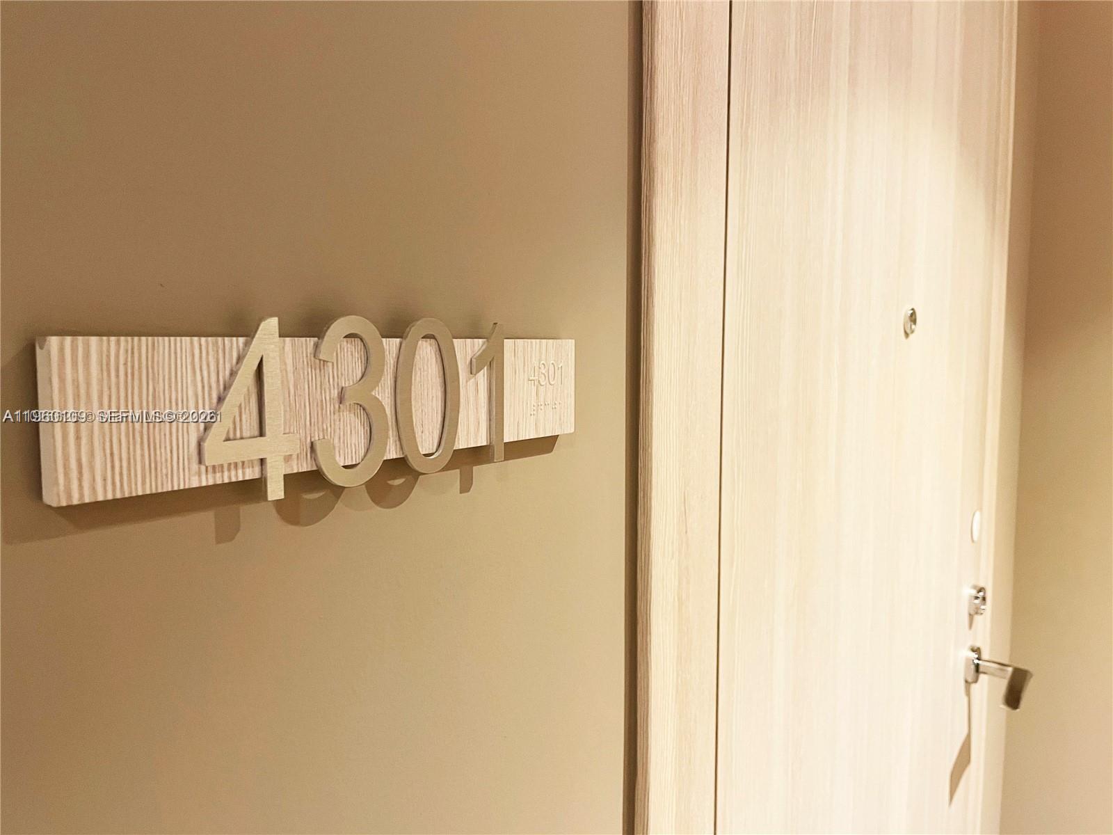 1000 Brickell Plz #4301 Miami, FL 33131