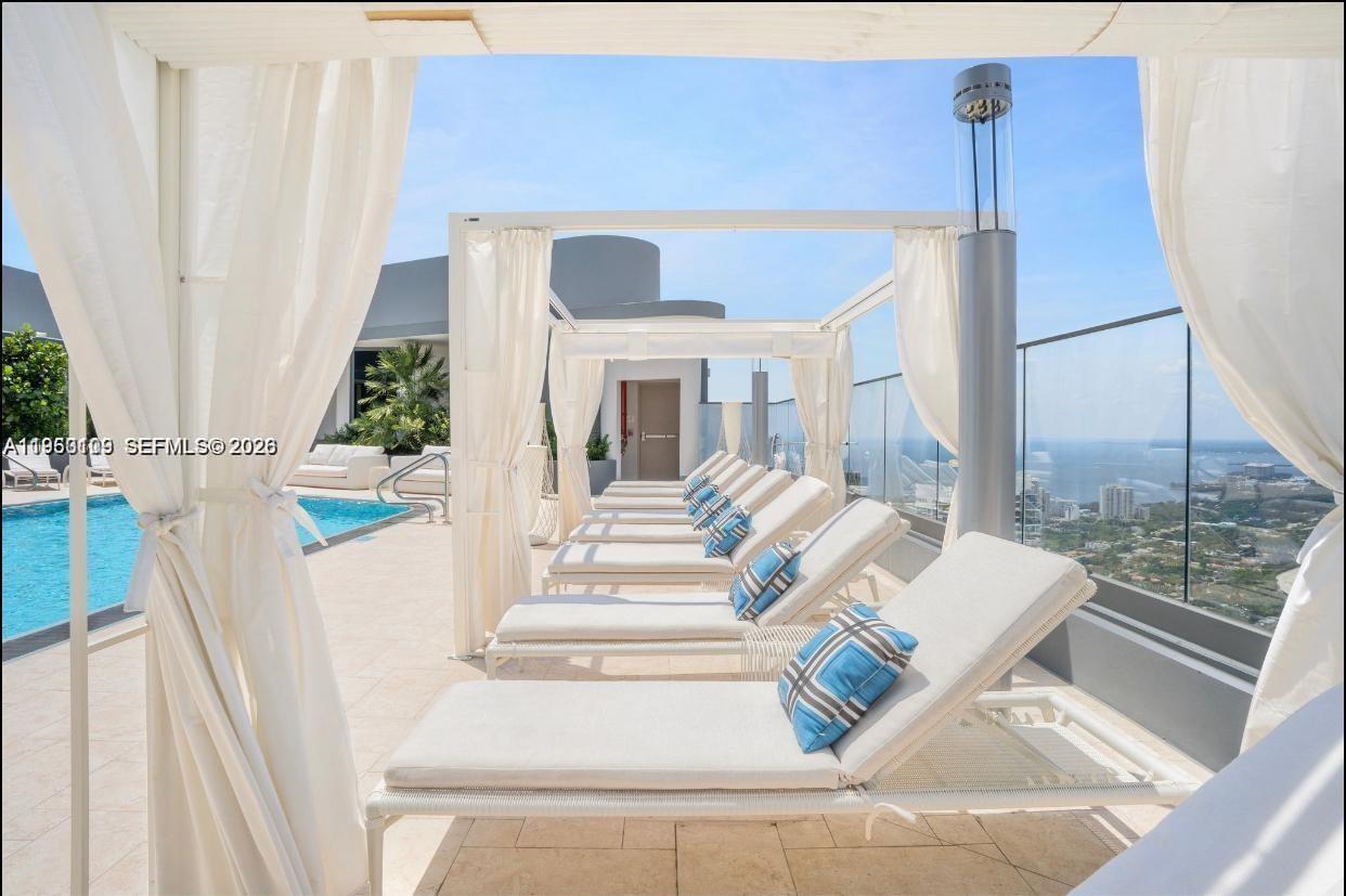 1000 Brickell Plz #4301 Miami, FL 33131