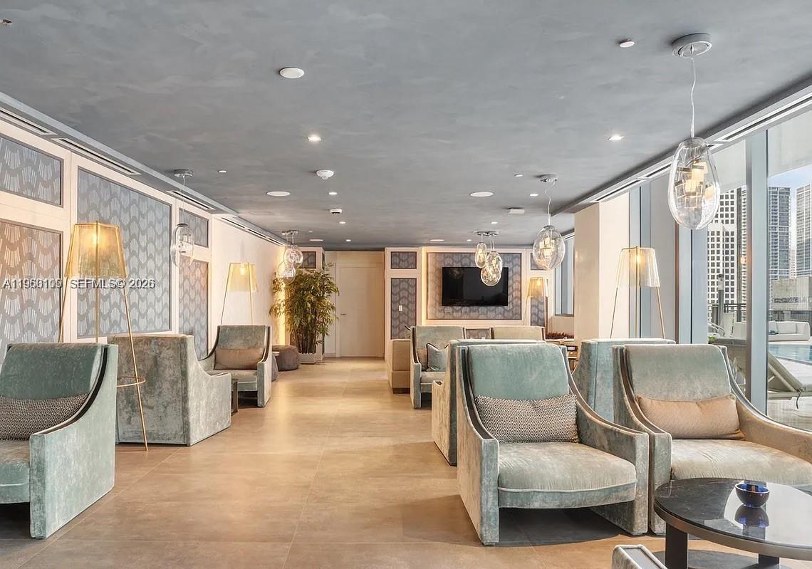 1000 Brickell Plz #4301 Miami, FL 33131