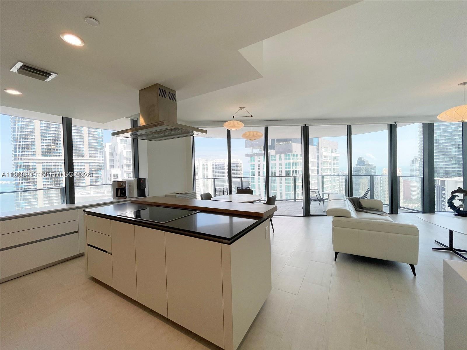 1000 Brickell Plz #4301 Miami, FL 33131