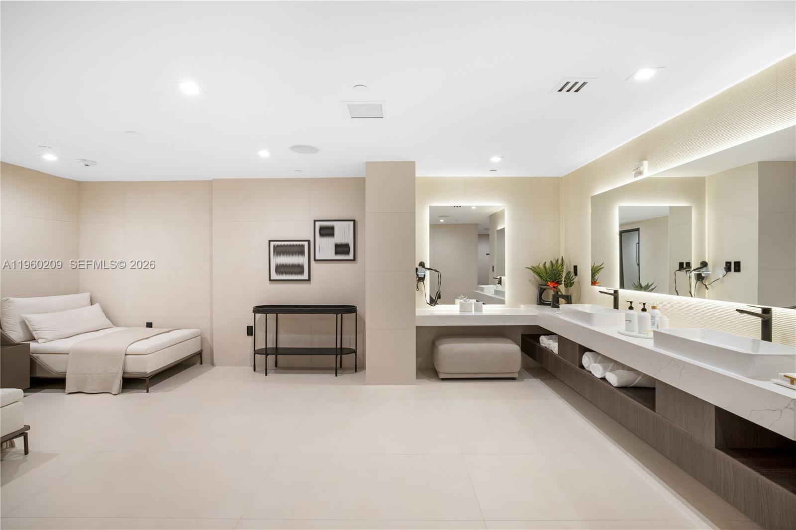 image Trump Tower I42