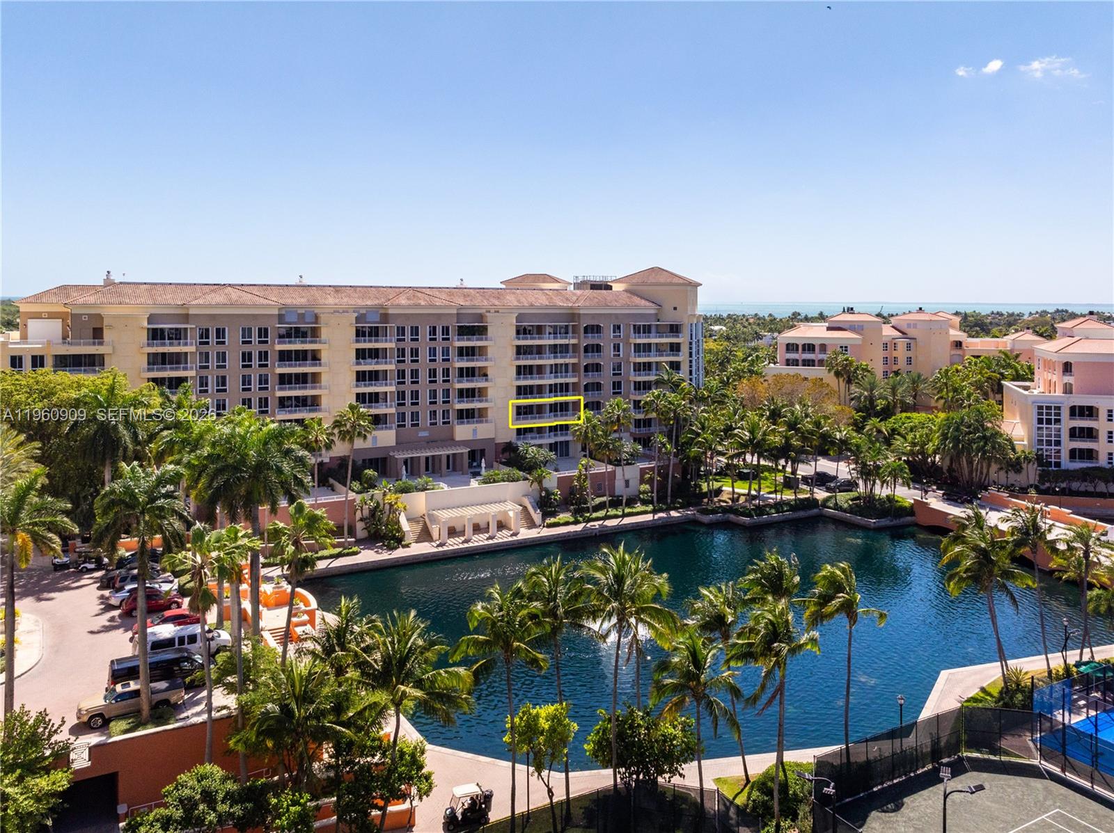 765 Crandon Blvd #306 Key Biscayne, FL 33149