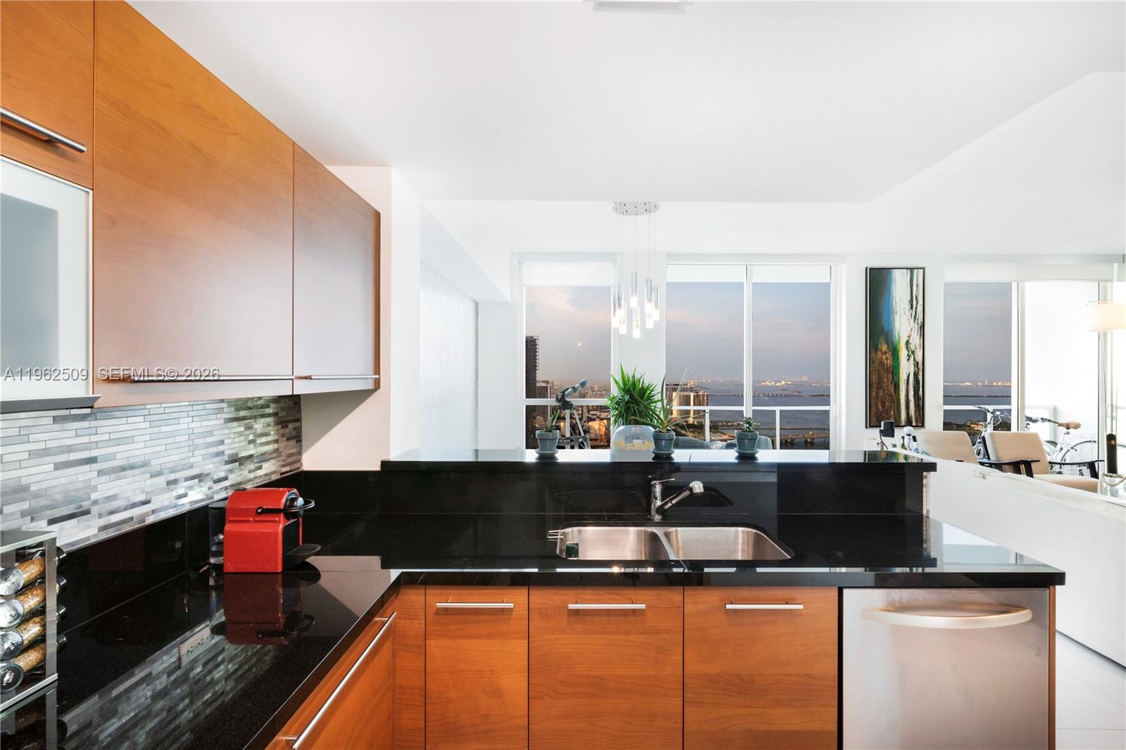 image Vizcayne North15