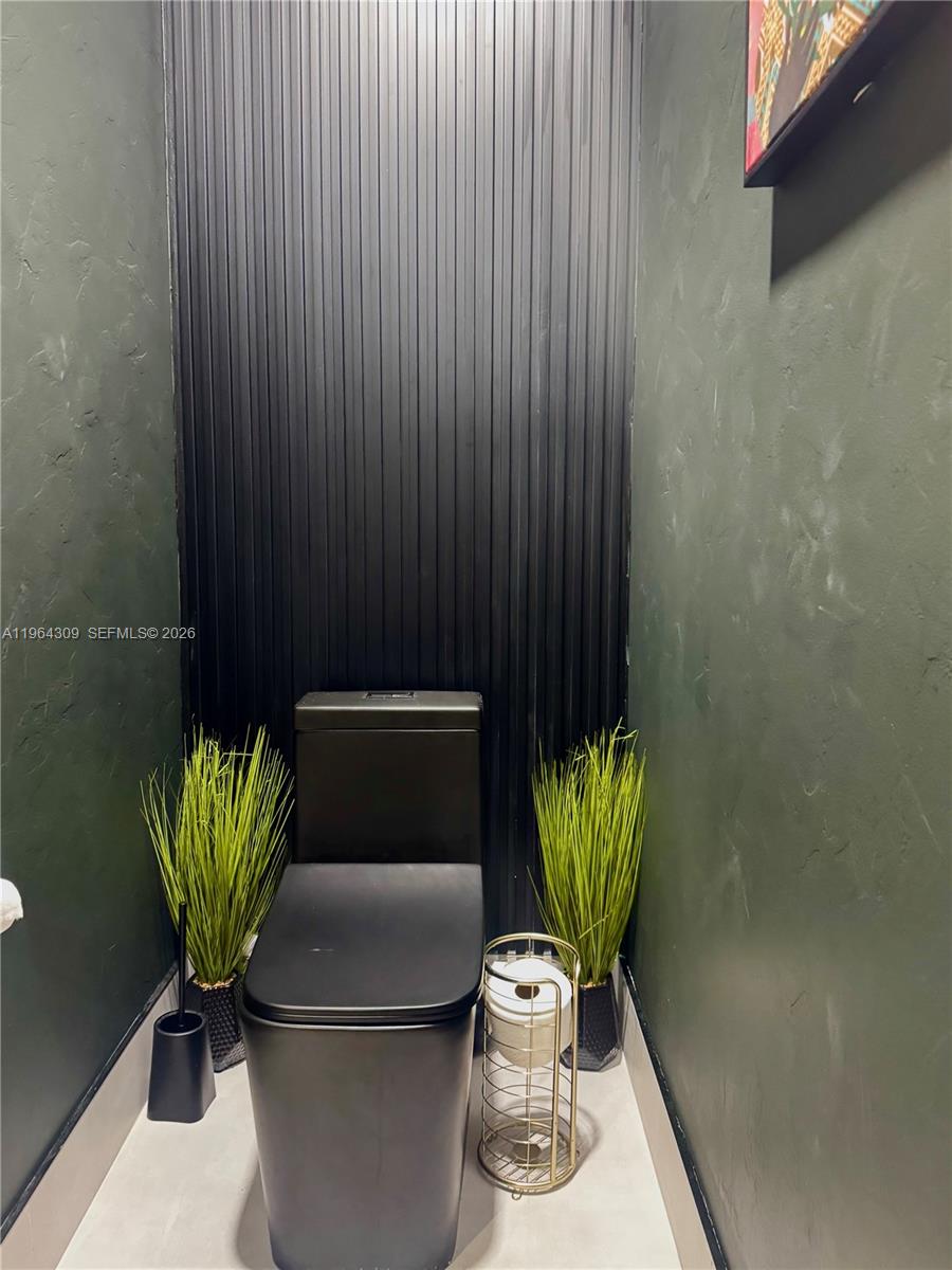 9011 SW 227th St #7 Cutler Bay, FL 33190