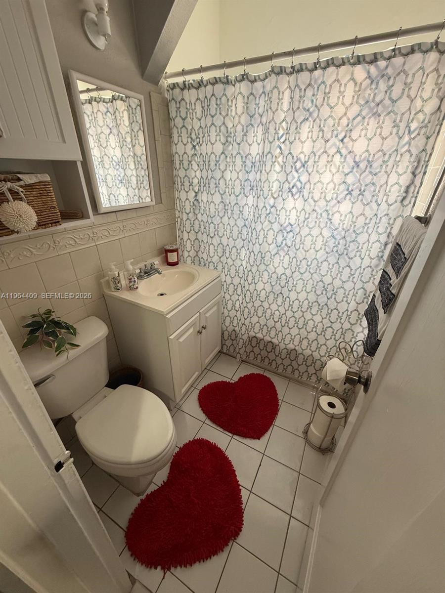 3411 SW 11th St #3B Miami, FL 33135