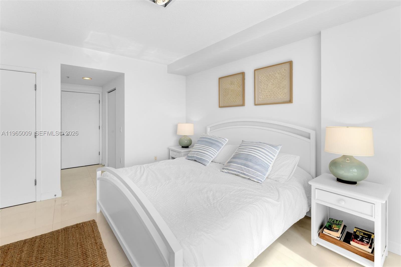 6700 Indian Crk Dr #1207 Miami Beach, FL 33141