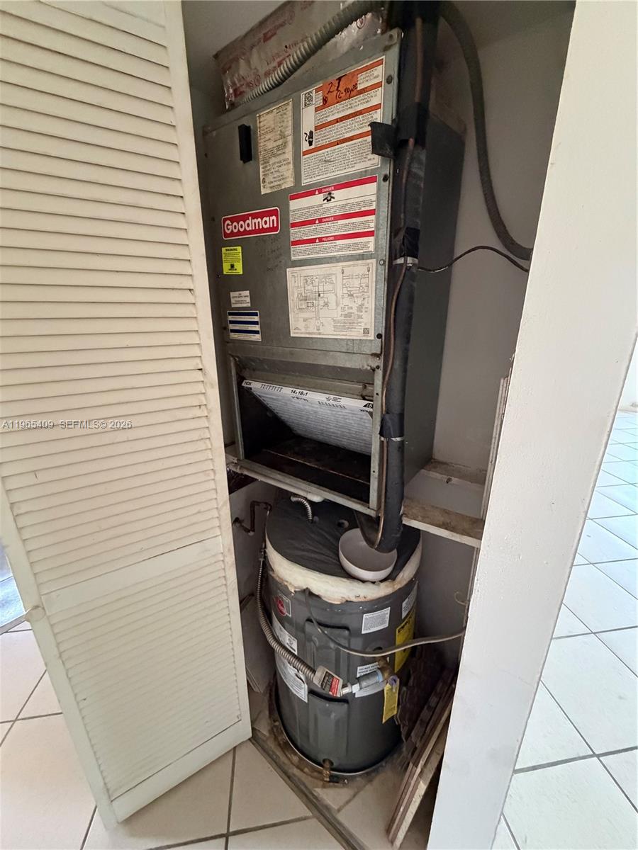 1830 Dixieanna St #406 Hollywood, FL 33020