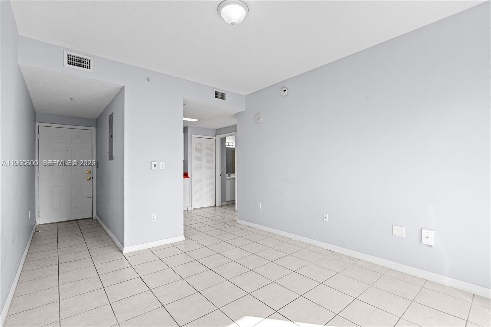 3410 Coral Way #904 Miami, FL 33145