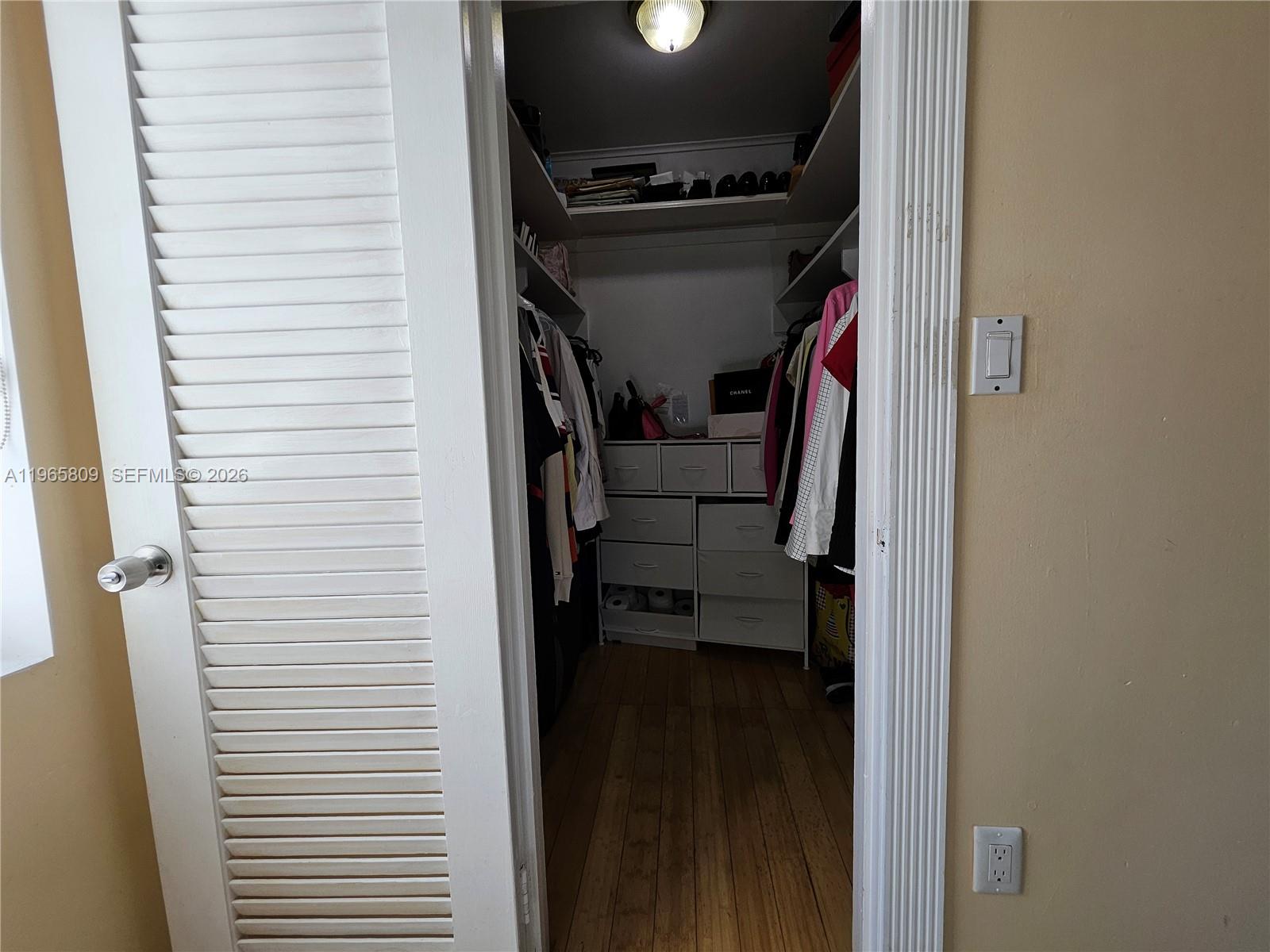 1232 NE 181st St North Miami Beach, FL 33162