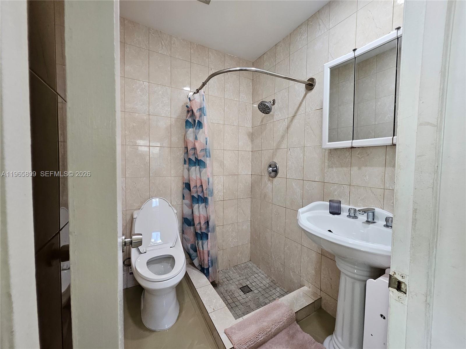 1232 NE 181st St North Miami Beach, FL 33162