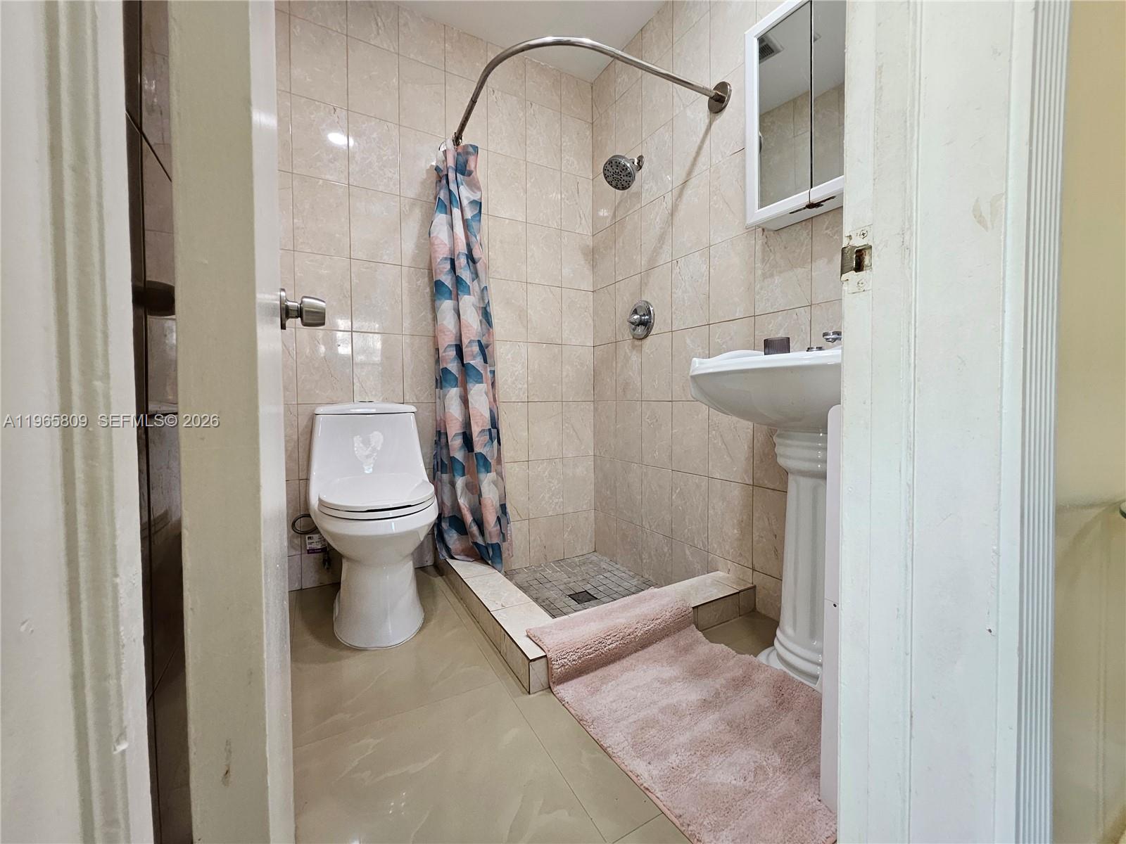 1232 NE 181st St North Miami Beach, FL 33162