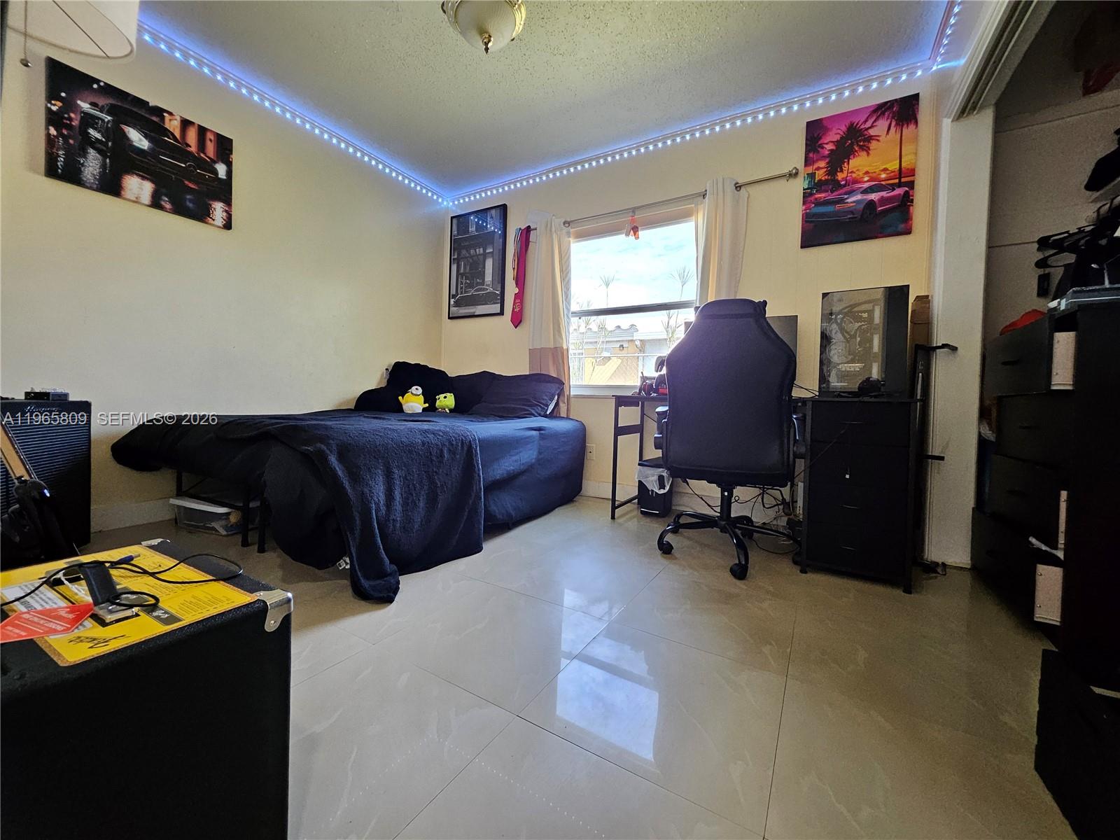 1232 NE 181st St North Miami Beach, FL 33162