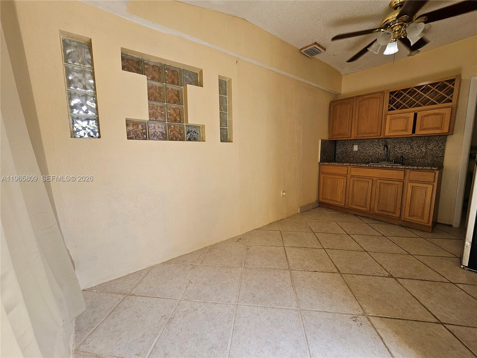 1232 NE 181st St North Miami Beach, FL 33162