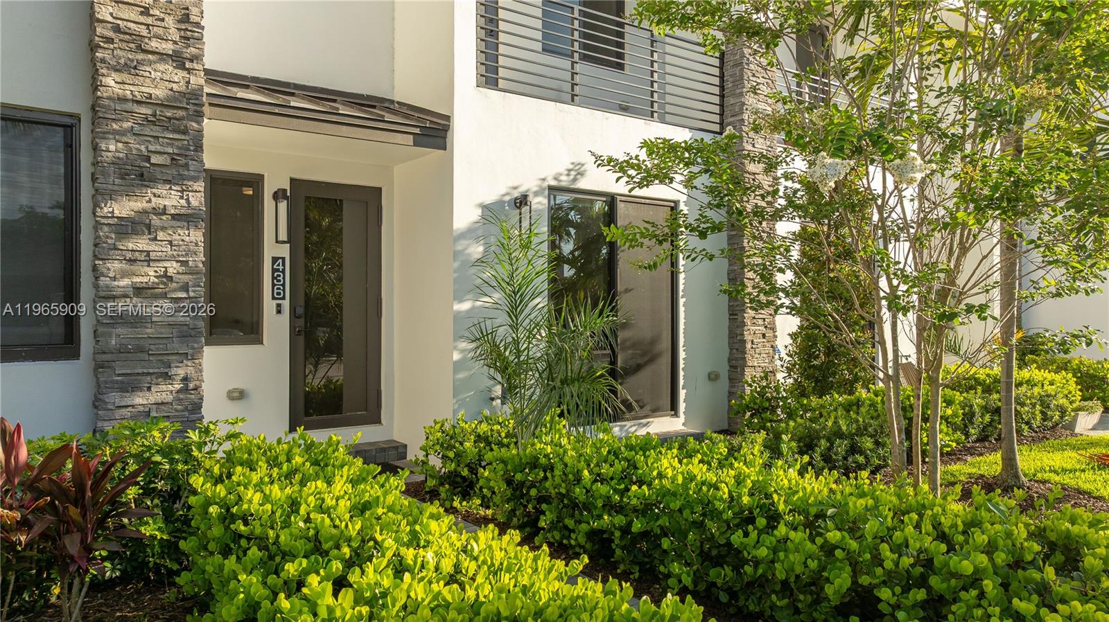 436 SE 12th Ct Fort Lauderdale, FL 33316