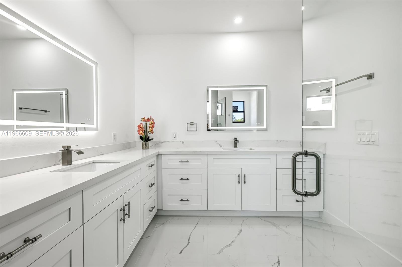 865 Chipley St E Lehigh Acres, FL 33974