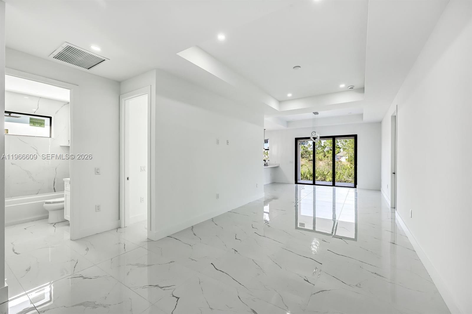 865 Chipley St E Lehigh Acres, FL 33974