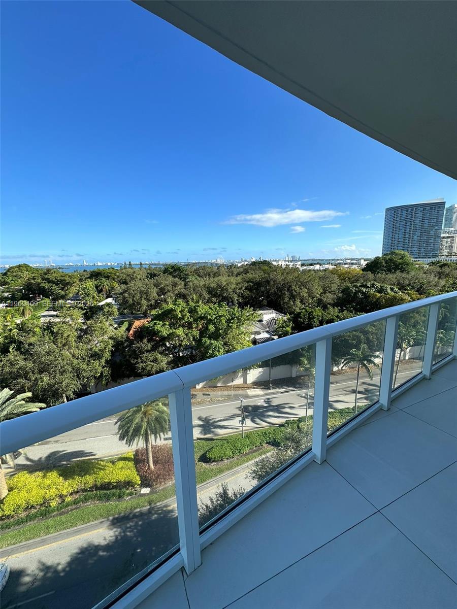 image Baltus House10