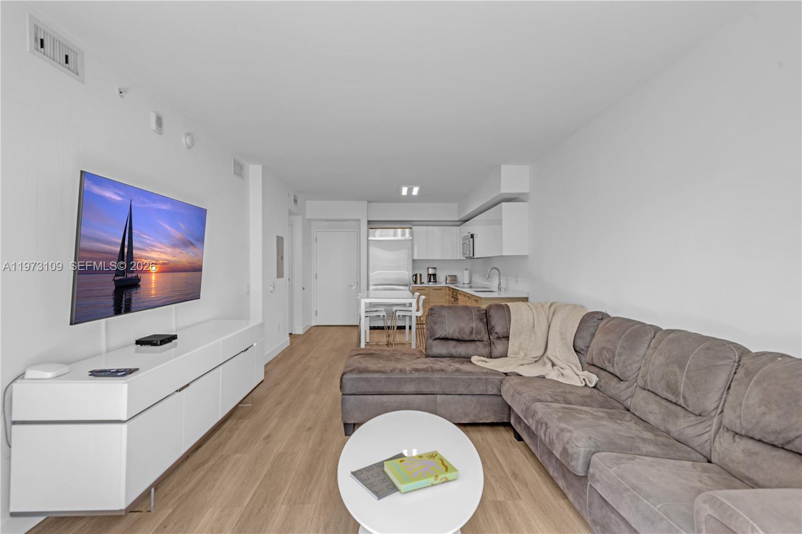 1300 Brickell Bay Dr #903 Miami, FL 33131