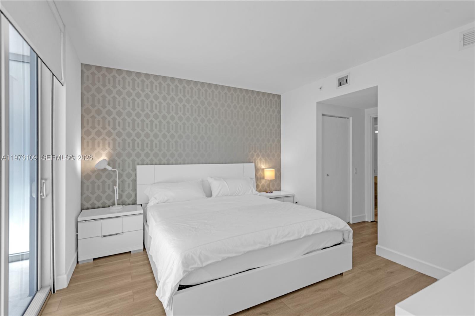 1300 Brickell Bay Dr #903 Miami, FL 33131