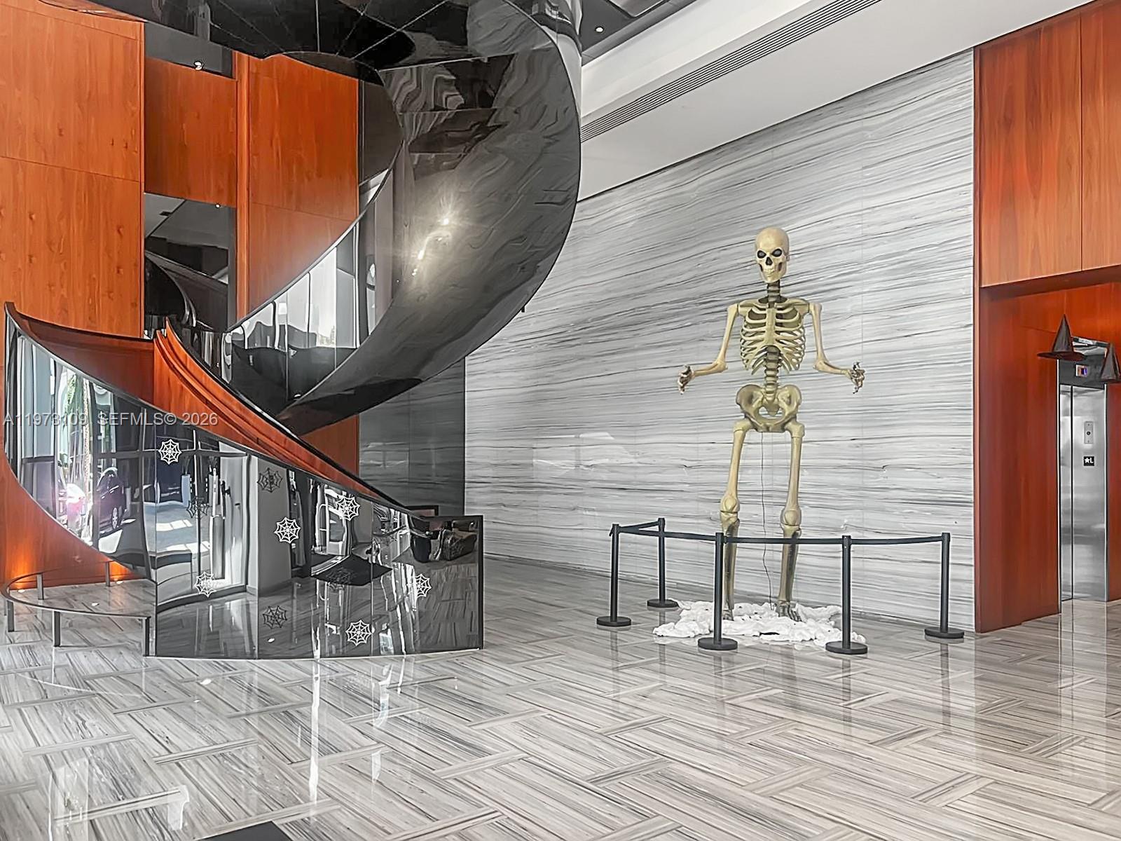 1300 Brickell Bay Dr #903 Miami, FL 33131