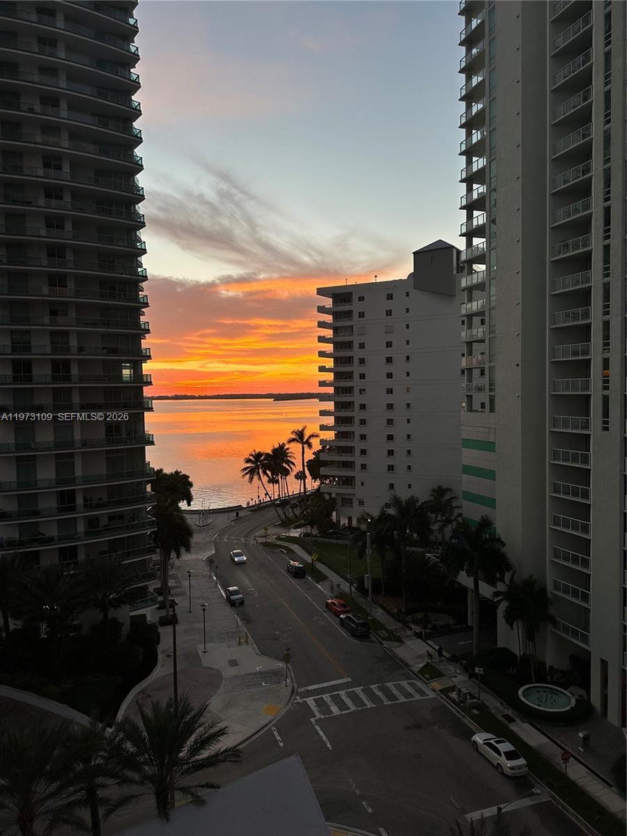 1300 Brickell Bay Dr #903 Miami, FL 33131