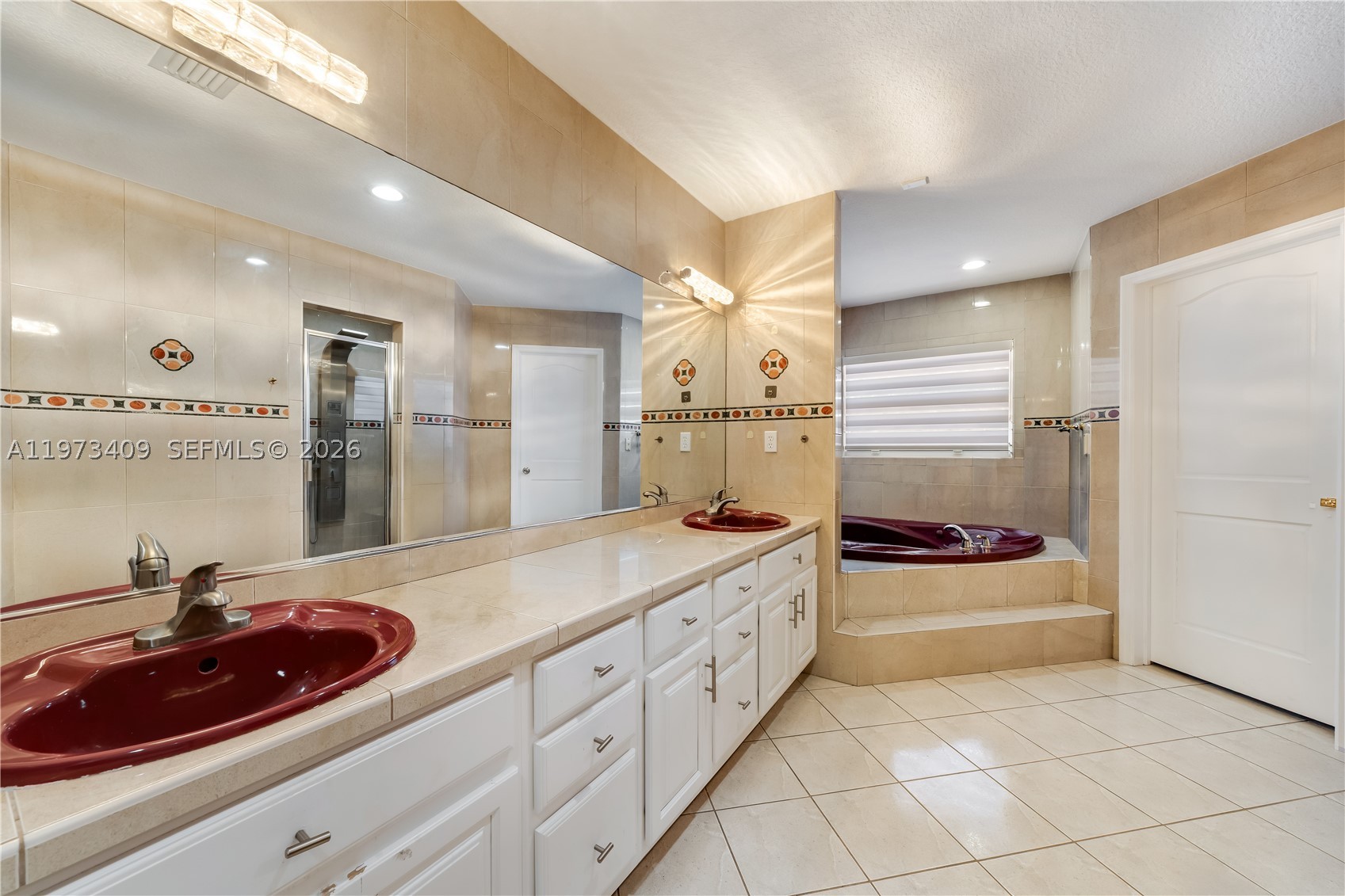 13050 SW 26th St Miami, FL 33175