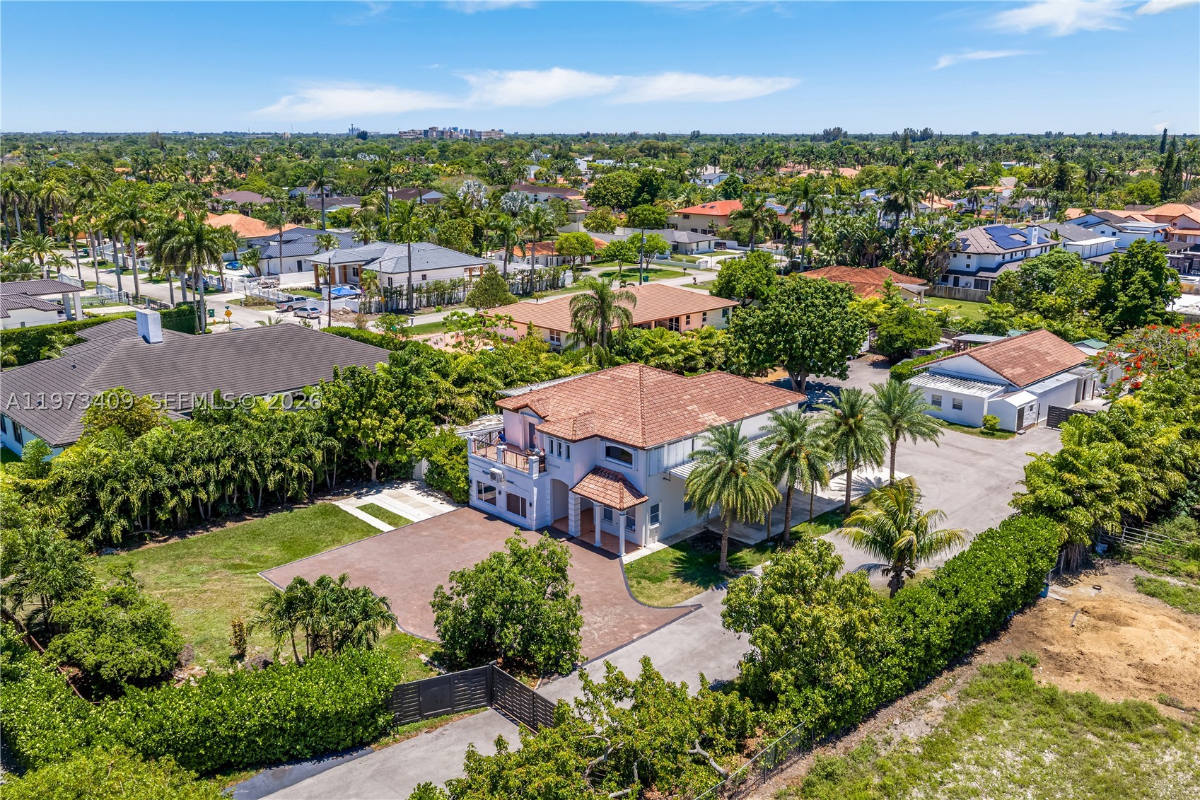 13050 SW 26th St Miami, FL 33175