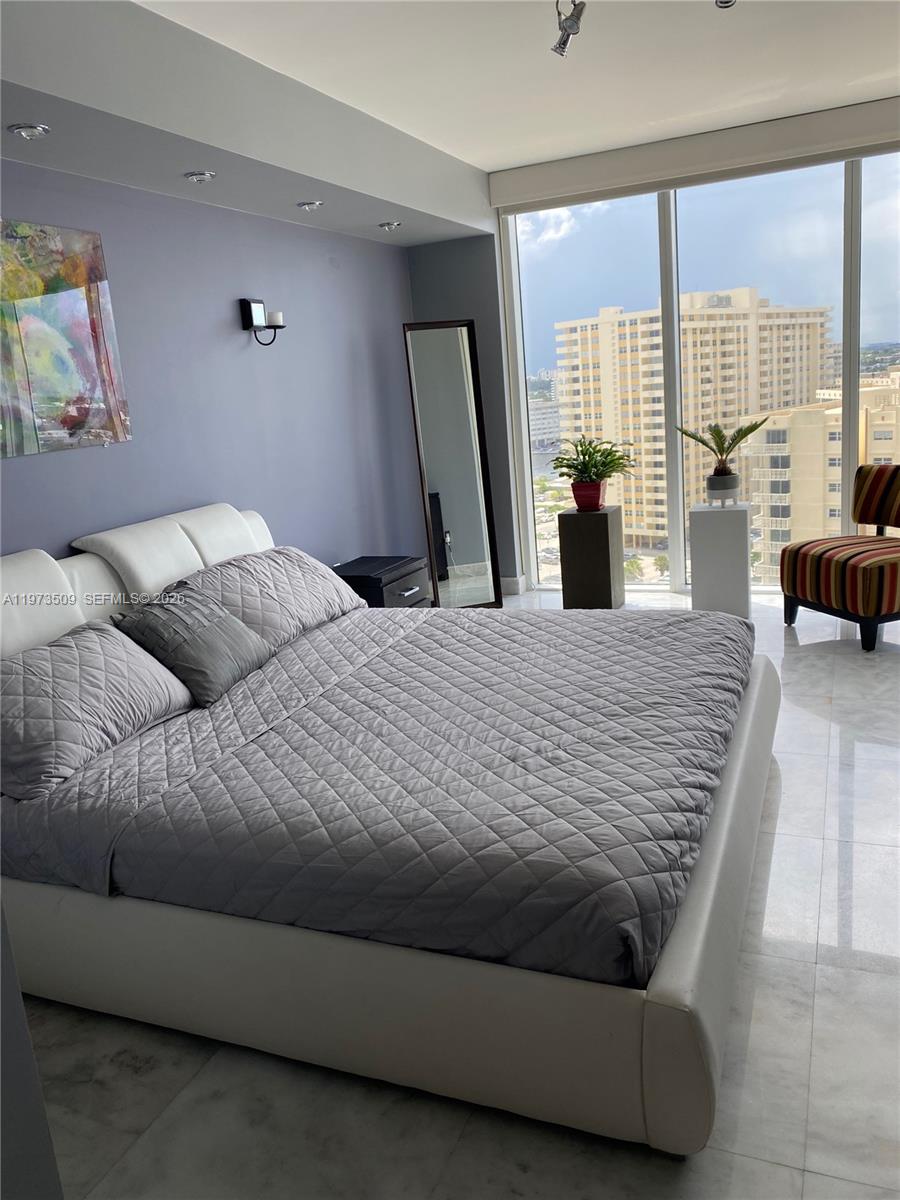 1800 Ocean Dr #1408 Hallandale Beach, FL 33009