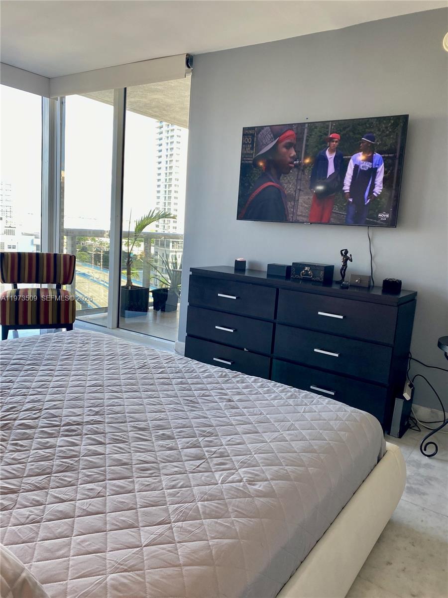 1800 Ocean Dr #1408 Hallandale Beach, FL 33009