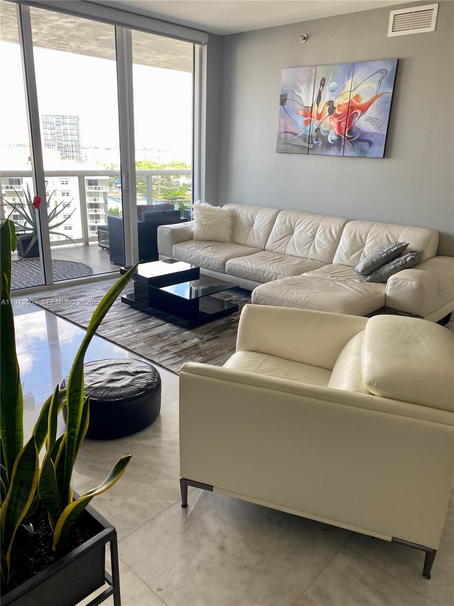 1800 Ocean Dr #1408 Hallandale Beach, FL 33009