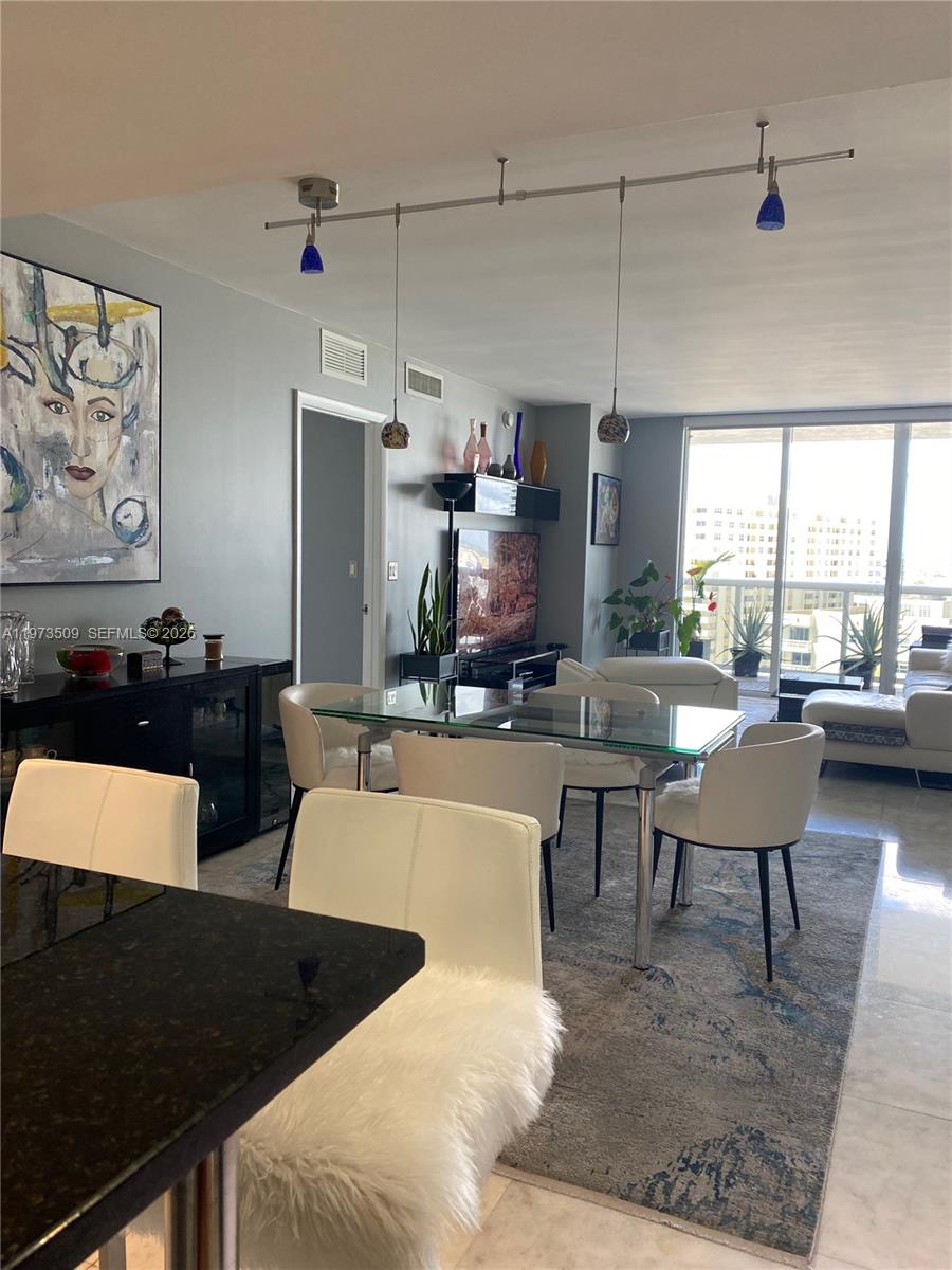 1800 Ocean Dr #1408 Hallandale Beach, FL 33009