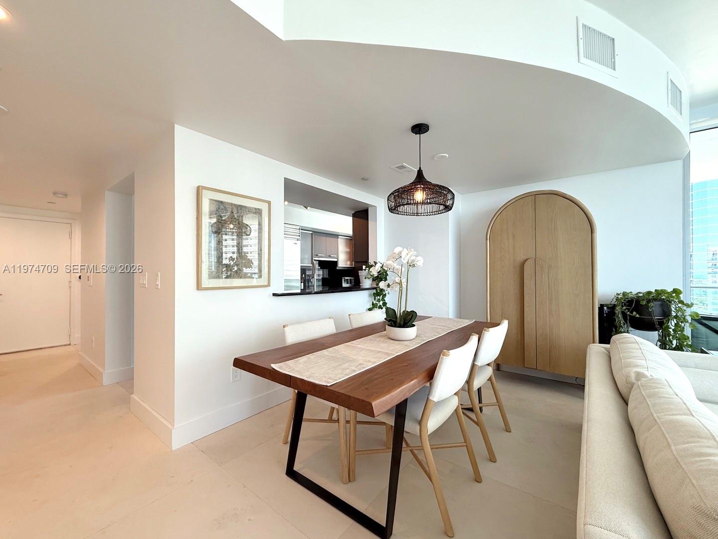 1331 Brickell Bay Dr #2002 Miami, FL 33131