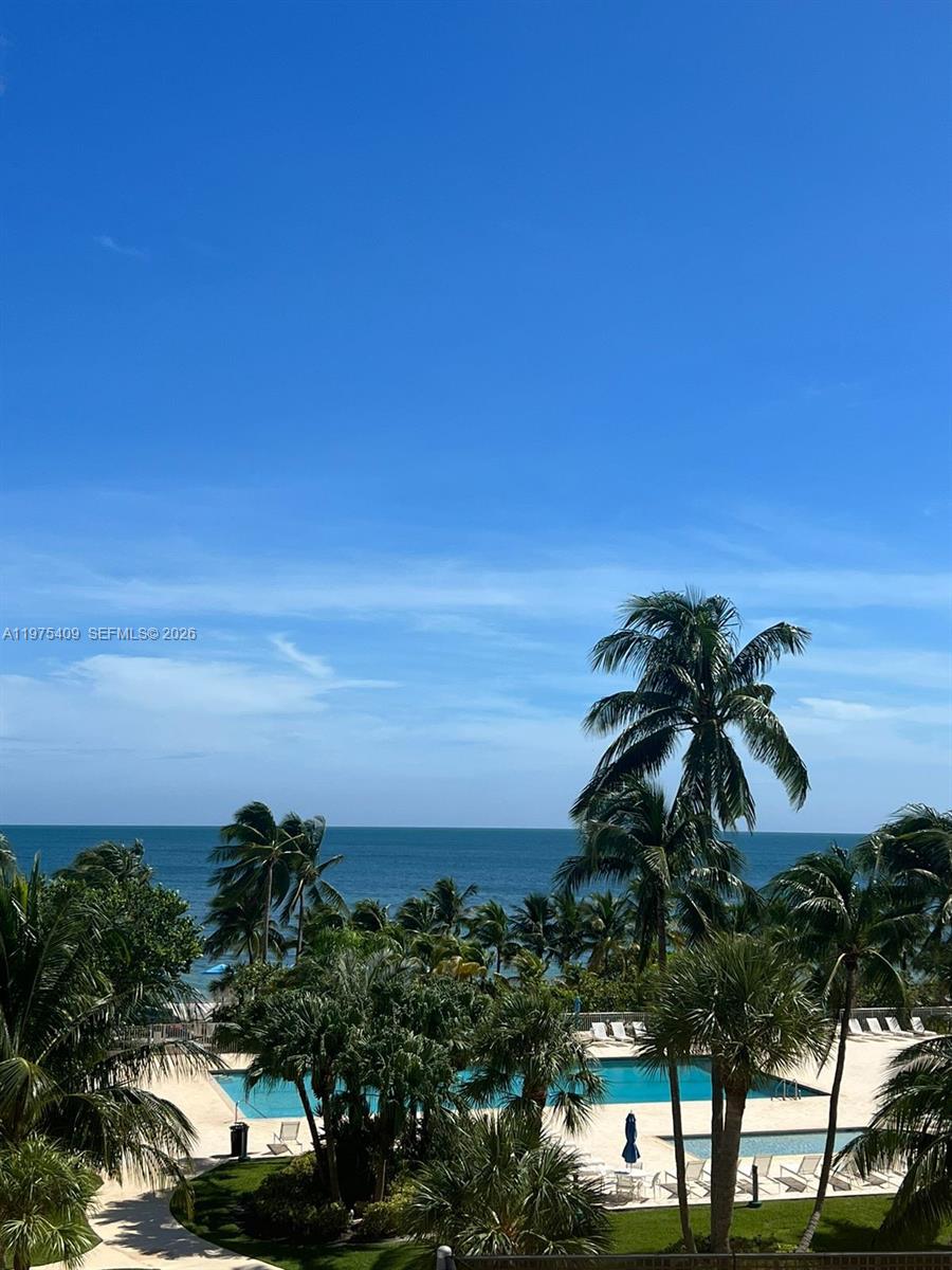 881 Ocean Dr #TH7 Key Biscayne, FL 33149