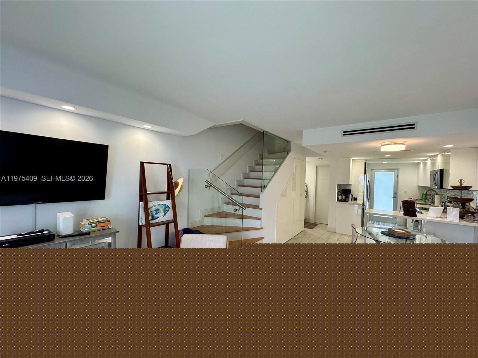 881 Ocean Dr #TH7 Key Biscayne, FL 33149