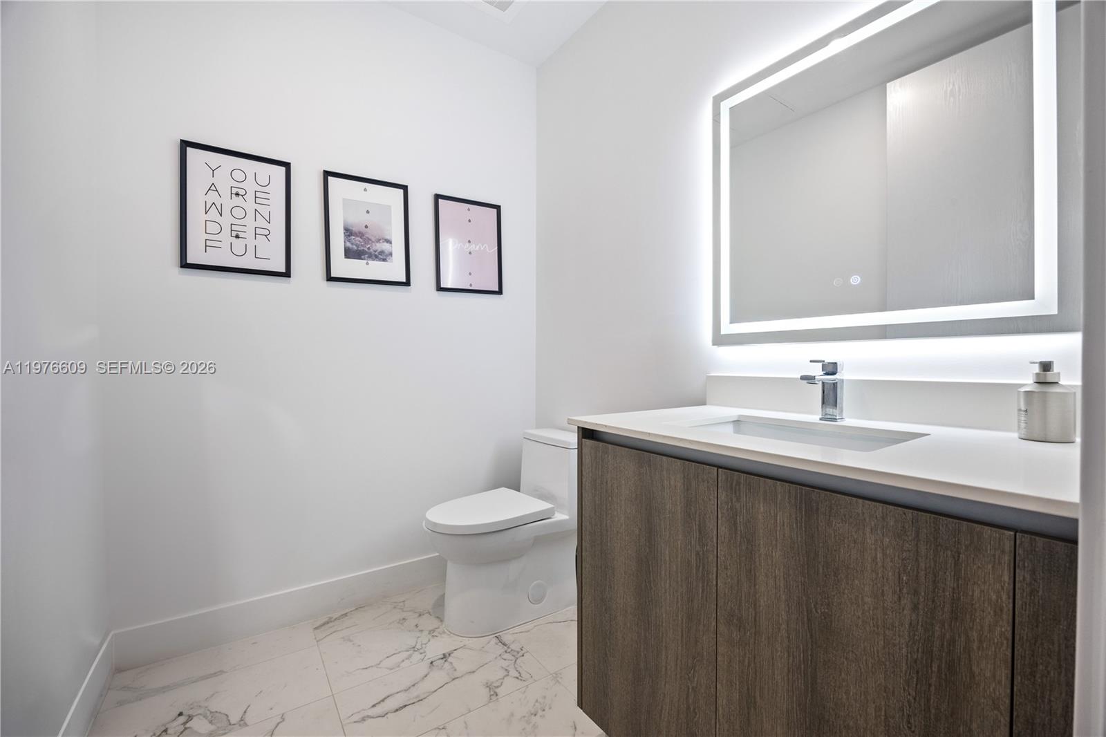 17550 Collins Ave #502 Sunny Isles Beach, FL 33160