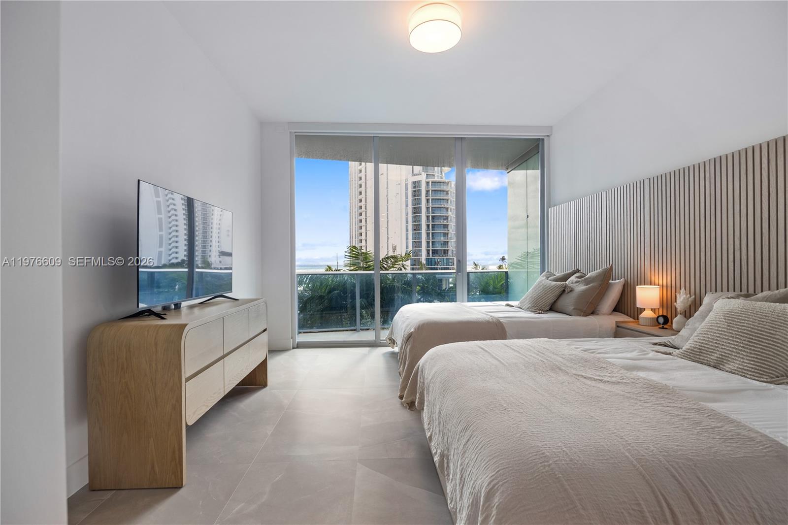 17550 Collins Ave #502 Sunny Isles Beach, FL 33160