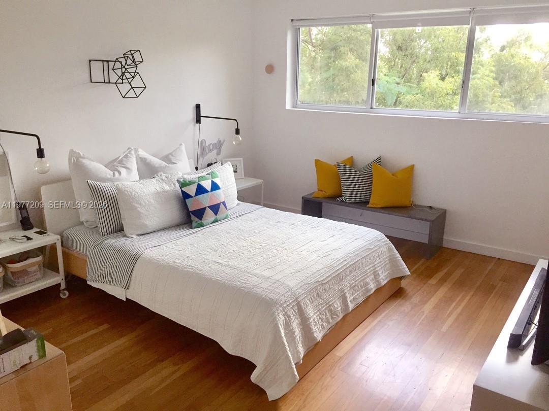 7400 NE 6th Ct #7400 Miami, FL 33138